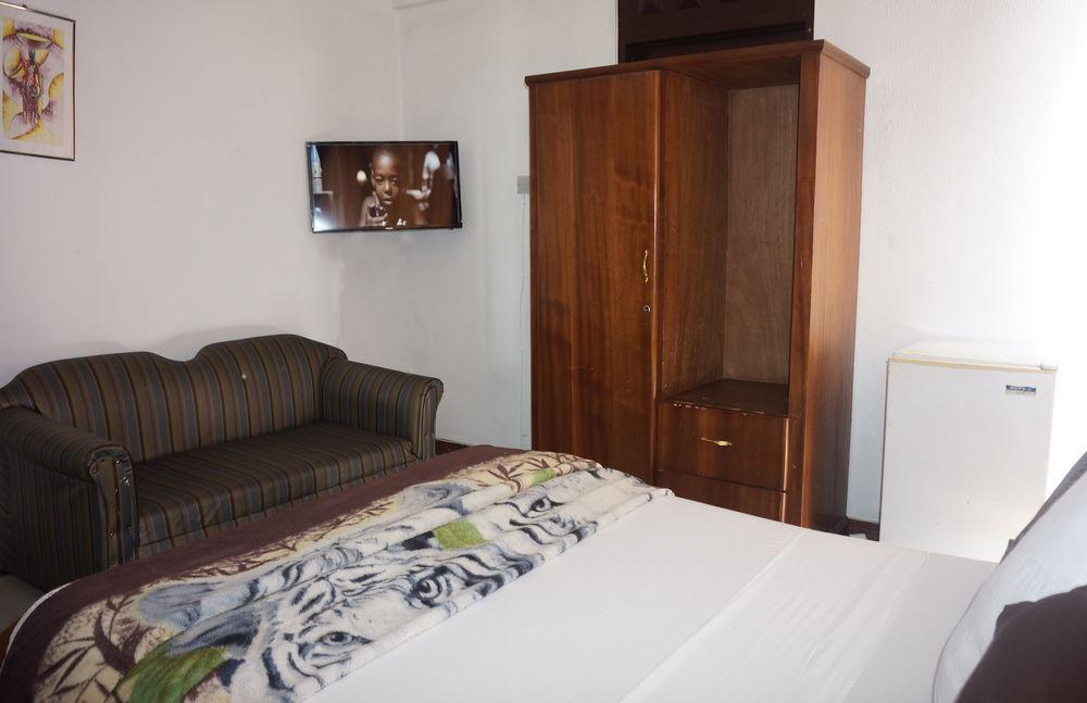 Niagara Hotel Accra Exterior foto